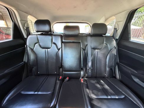 Used 2024 Kia Sorento S AWD/4WD image 37