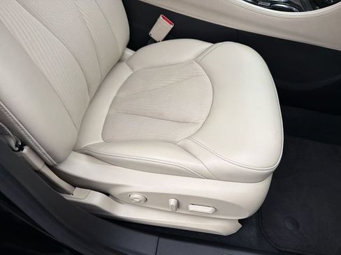 Used 2020 Buick Envision Preferred FWD image 26