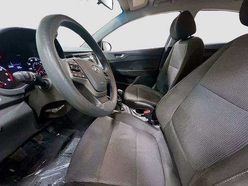 Used 2018 Hyundai Accent SE FWD image 20