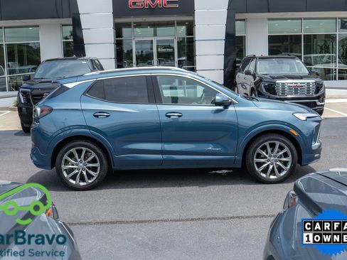 Used 2024 Buick Encore GX Avenir w/ Avenir Technology Package FWD image 2