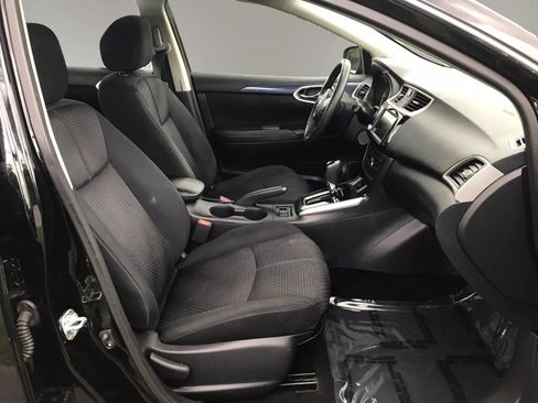 Used 2019 Nissan Sentra SR FWD image 44