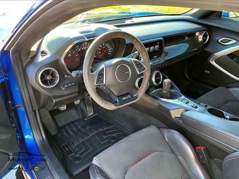 Used 2018 Chevrolet Camaro ZL1 image 12