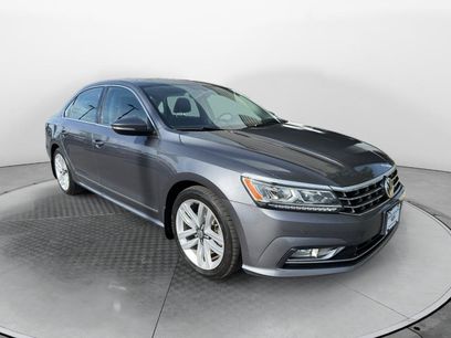 Used 2017 Volkswagen Passat 1.8T SE