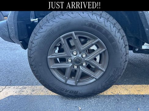 Used 2024 Jeep Wrangler Sport S image 5