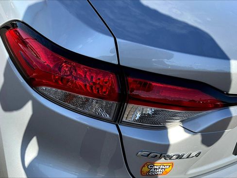 Used 2020 Toyota Corolla LE image 26