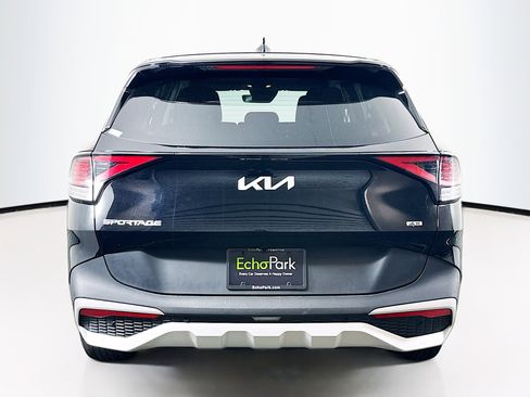 Used 2025 Kia Sportage LX image 7