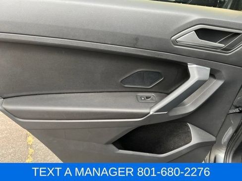 Used 2020 Volkswagen Tiguan SE FWD image 26
