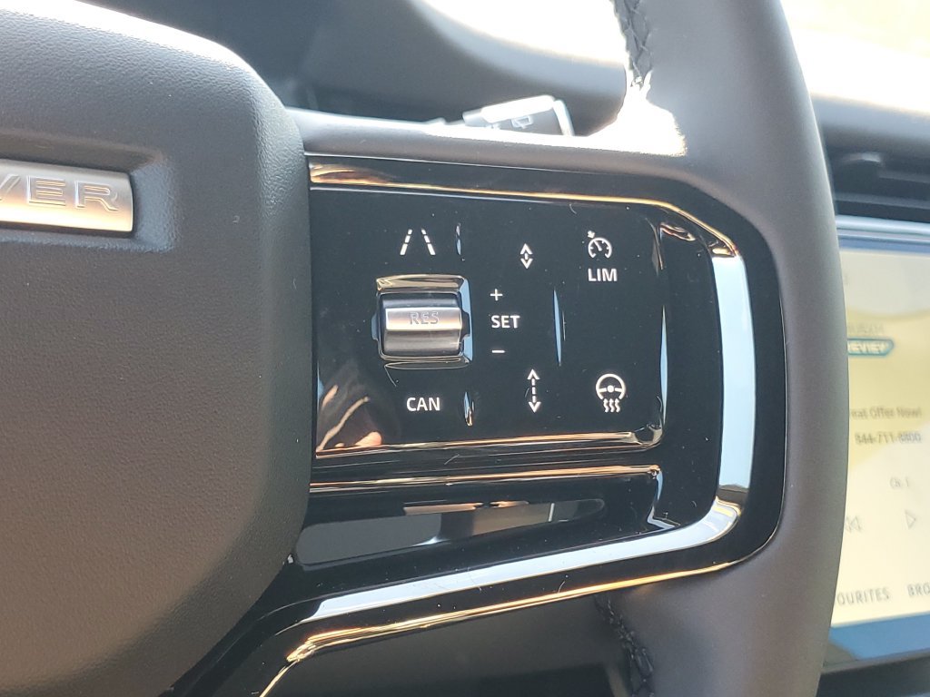 New 2026 Land Rover Range Rover Evoque S AWD/4WD image 18