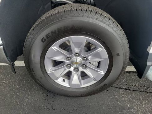 Certified 2025 Chevrolet Silverado 1500 W/T RWD image 30