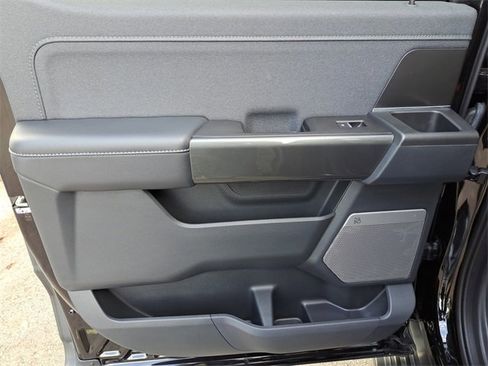 Used 2022 Ford F150 Lariat w/ Equipment Group 502A High image 9