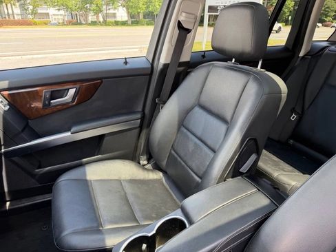 Used 2015 Mercedes-Benz GLK 350 4MATIC w/ Premium 1 Package image 17