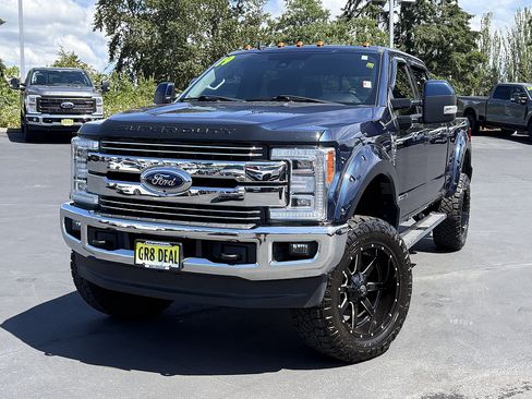 Used 2019 Ford F250 Lariat w/ Lariat Ultimate Package AWD/4WD image 1