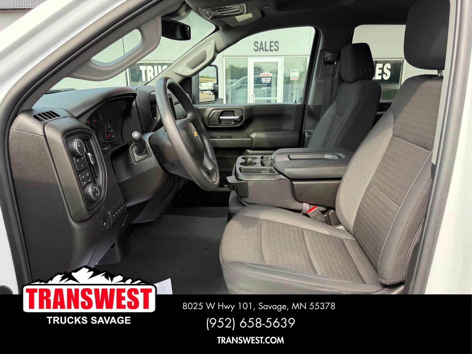 Used 2025 Chevrolet Silverado 2500 Custom w/ Custom Value Package AWD/4WD image 5