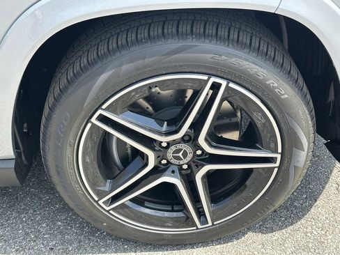 New 2026 Mercedes-Benz GLS 450 4MATIC image 14