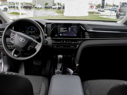 Certified 2025 Toyota Camry LE AWD/4WD image 29