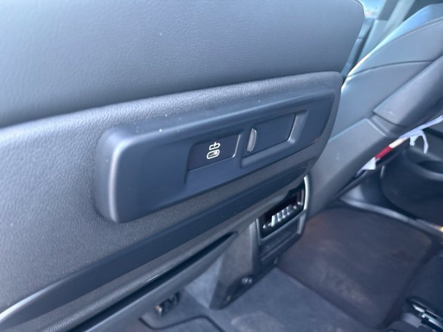 Used 2021 BMW X7 M50i AWD/4WD image 31