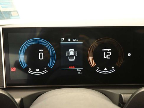 New 2026 Hyundai Santa Cruz SE FWD image 17