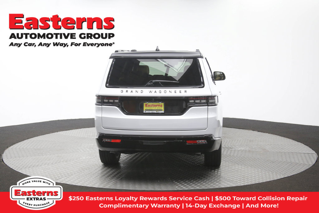 Used 2025 Jeep Grand Wagoneer Series III w/ Rear Seat Video Group 1 AWD/4WD image 45