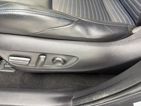 Used 2019 Toyota RAV4 XSE image 27