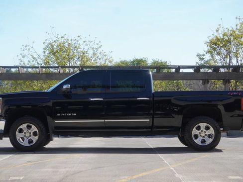 Used 2014 Chevrolet Silverado 1500 LTZ Z71 w/ LTZ Plus Package AWD/4WD image 7