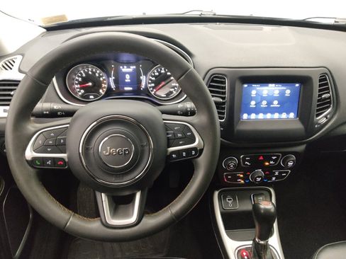 Used 2021 Jeep Compass Latitude w/ Driver Assistance Group FWD image 22