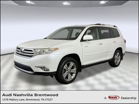 Used 2013 Toyota Highlander Limited image 1