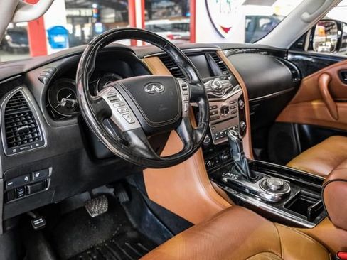 Used 2019 INFINITI QX80 Luxe w/ Proactive Package image 5