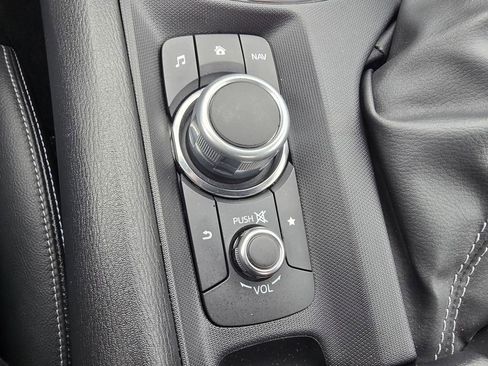 Used 2023 MAZDA MX-5 Miata Grand Touring image 25