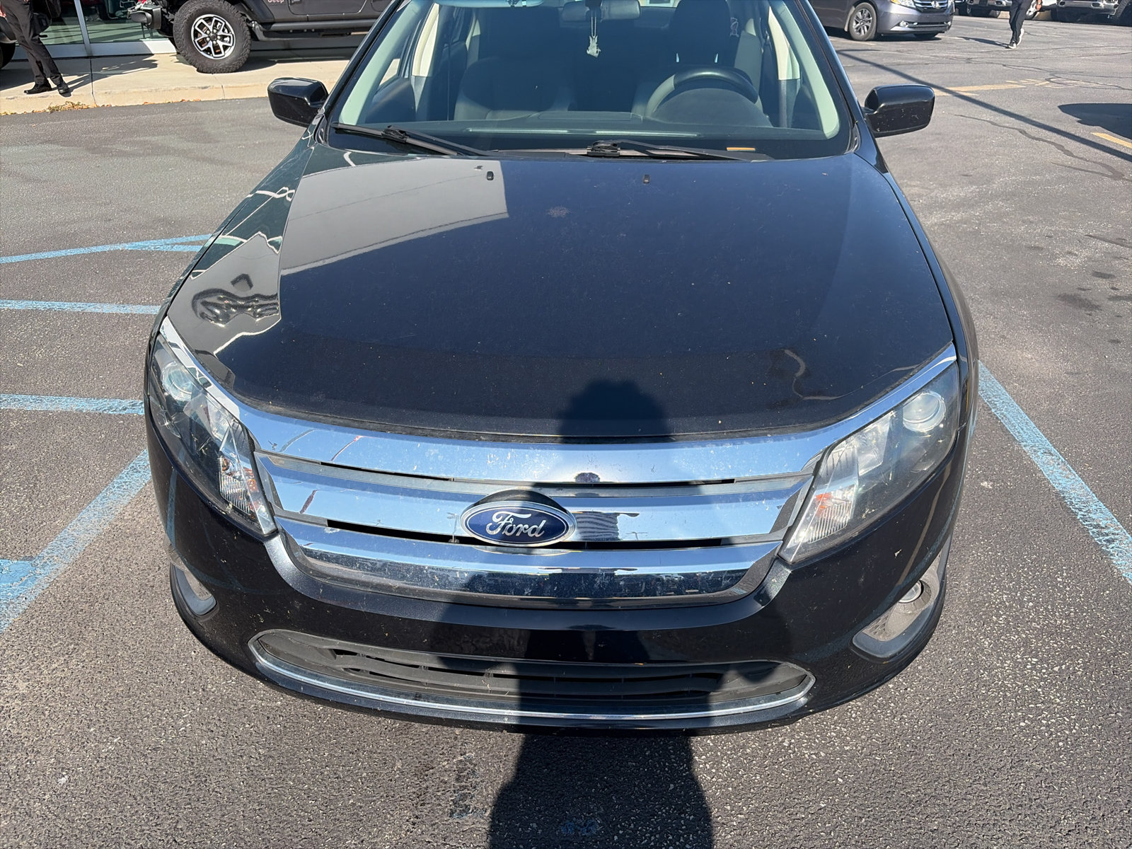 Used 2010 Ford Fusion SE FWD image 2