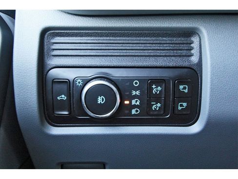 Used 2025 Ford F250 XLT w/ Tremor Off-Road Package image 18