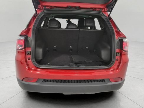 Used 2025 Jeep Compass Limited AWD/4WD image 71