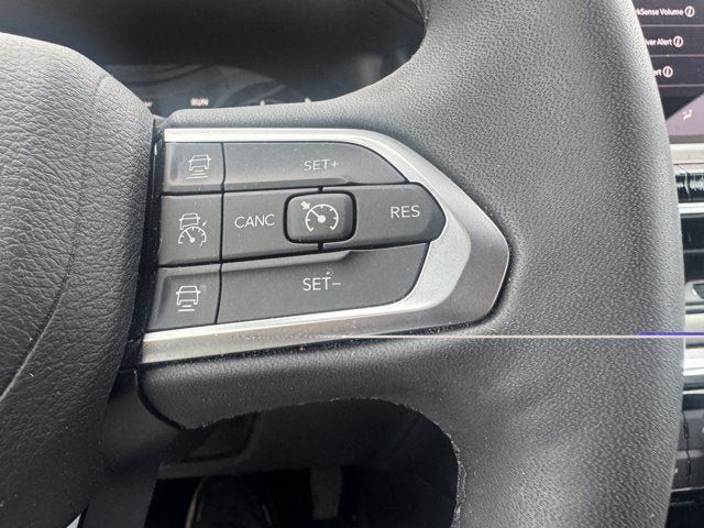 Used 2023 Jeep Compass Limited AWD/4WD image 18