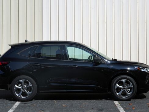 Used 2024 Ford Escape ST-Line w/ Tech Pack #1 FWD image 49