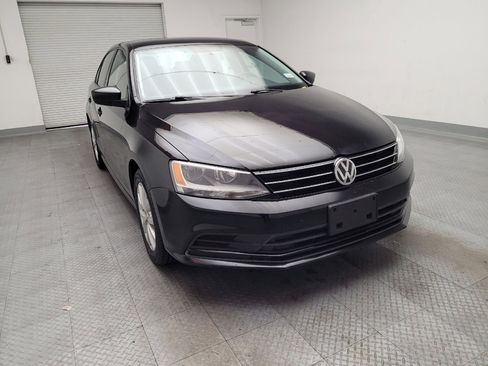 Used 2015 Volkswagen Jetta SE FWD image 14