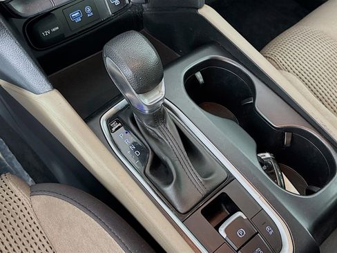 Used 2020 Hyundai Santa Fe SEL image 18