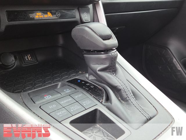 Certified 2025 Toyota RAV4 LE AWD/4WD image 8