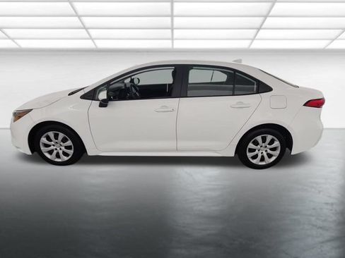 Used 2024 Toyota Corolla LE FWD image 3