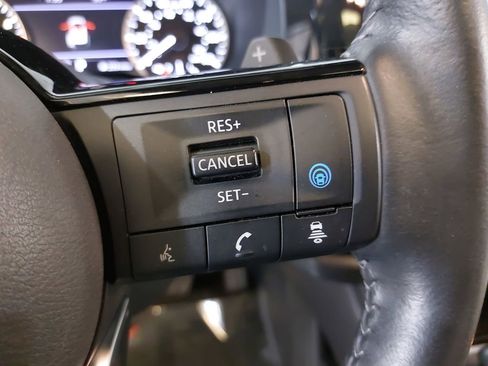 Used 2023 Nissan Pathfinder SL w/ SL Premium Package AWD/4WD image 19