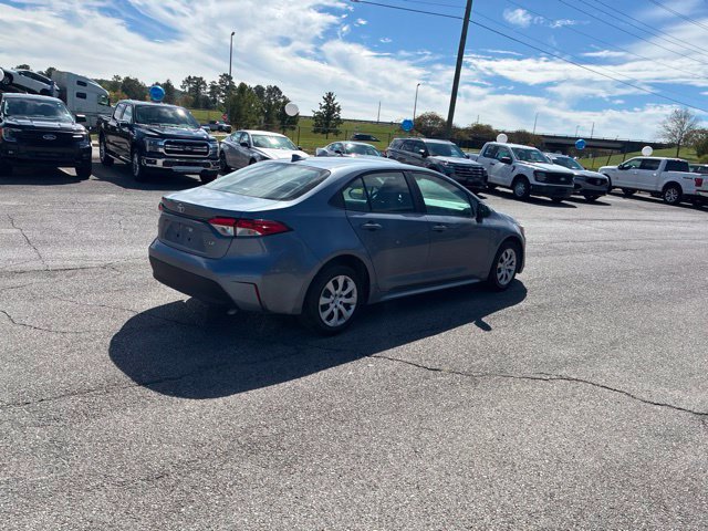 Used 2025 Toyota Corolla LE FWD image 39