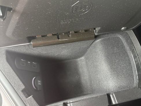 Used 2023 Dodge Challenger R/T w/ Blacktop Package image 15