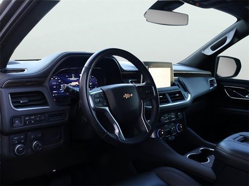 Used 2022 Chevrolet Tahoe LT w/ LT Signature Plus Package image 21