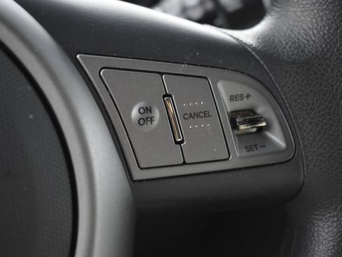 Used 2011 Kia Soul + FWD image 16