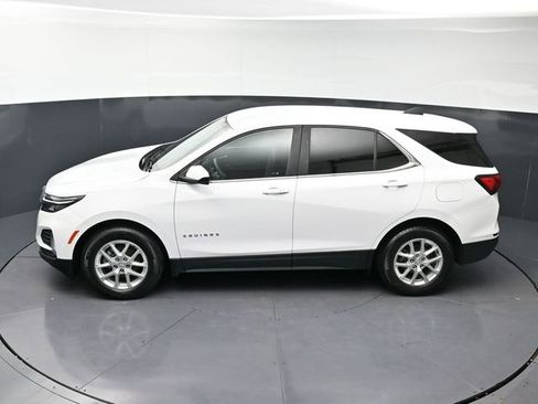 Used 2023 Chevrolet Equinox LT image 38