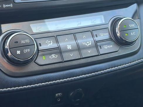 Used 2013 Toyota RAV4 XLE image 24