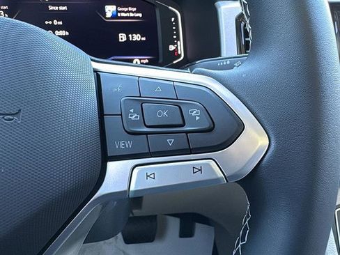 Certified 2023 Volkswagen Atlas SE w/ Panoramic Sunroof Package image 20