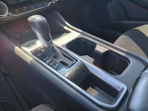 Used 2025 Nissan Sentra SV FWD image 17