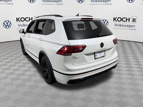 Used 2024 Volkswagen Tiguan SE R-Line AWD/4WD image 6