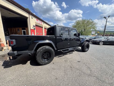 Used 2021 Jeep Gladiator Sport AWD/4WD image 12