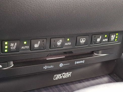 Used 2019 Lexus ES 350 Ultra Luxury w/ Accessory Package 2 FWD image 22