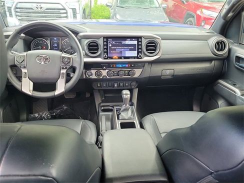 Used 2023 Toyota Tacoma Limited image 9